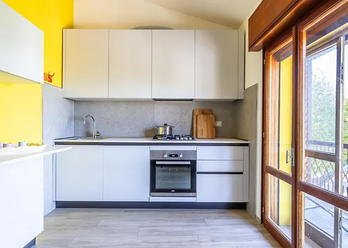 La Finestra Sul Castello Centro-storico&parcheggio Apartamento Sestola